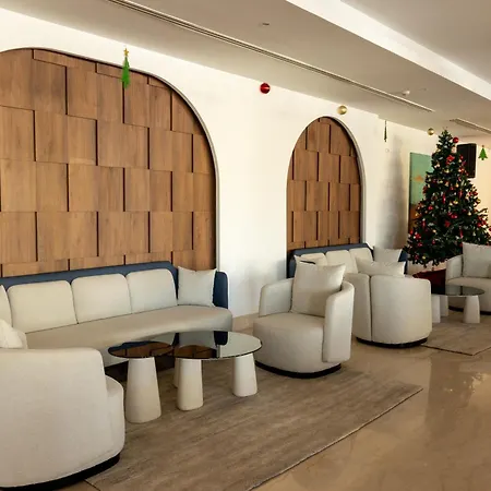 Palm Beach Resort Families And Couples Only-3